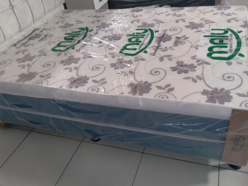 Cama Box Passion - Malu Estofados 138x188x40